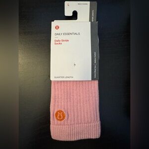New Lululemon Daily Essentials Daily Stride Socks Quarter Length Size L (9-11)